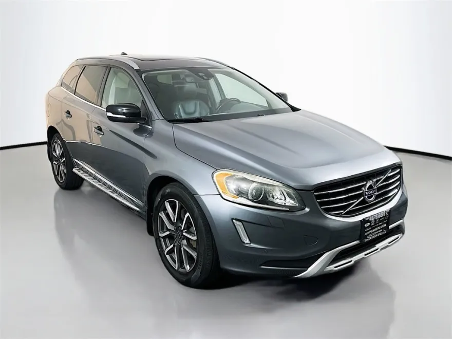 2017 Volvo XC60 Dynamic photo 1