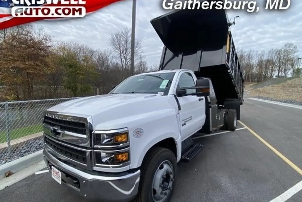 2024 Chevrolet Silverado 5500HD Work Truck photo 1