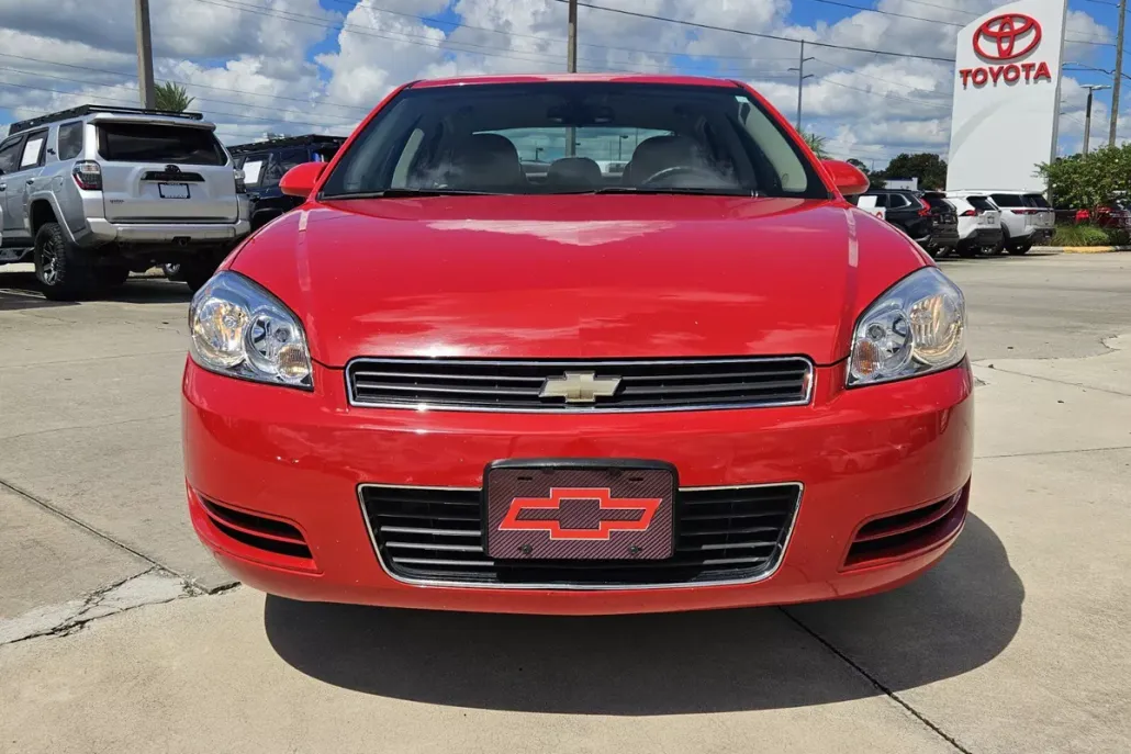 2009 Chevrolet Impala 1LT photo 1