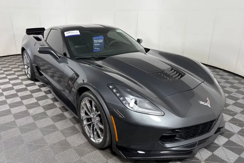 2017 Chevrolet Corvette Grand Sport Coupe photo 1