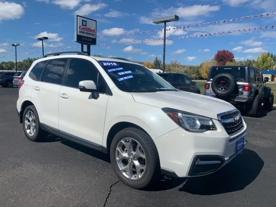 2018 Subaru Forester Touring photo 1