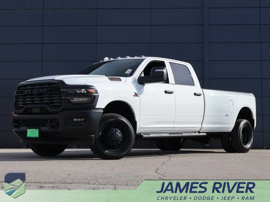 2025 Ram 3500 Tradesman photo 1