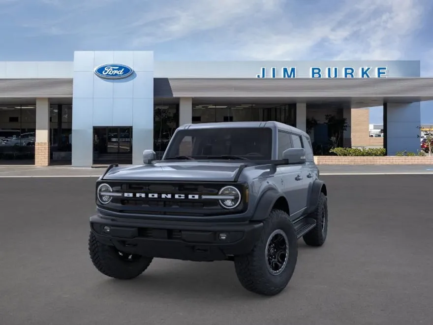 2025 Ford Bronco Outer Banks photo 1