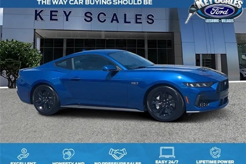 2024 Ford Mustang GT photo 1