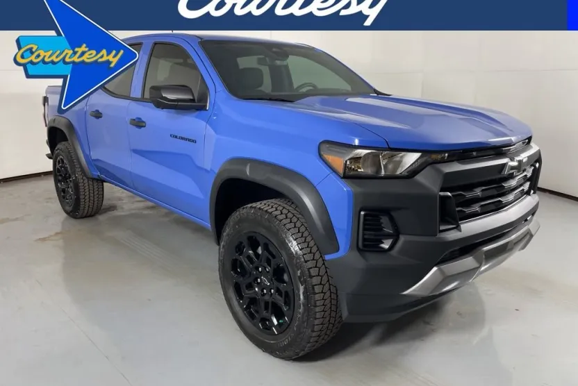 2026 Chevrolet Colorado Trail Boss photo 1