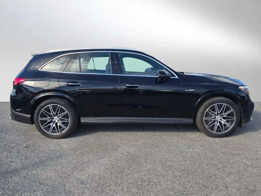2025 Mercedes Benz GLC AMG 63 S E PERFORMANCE photo 1