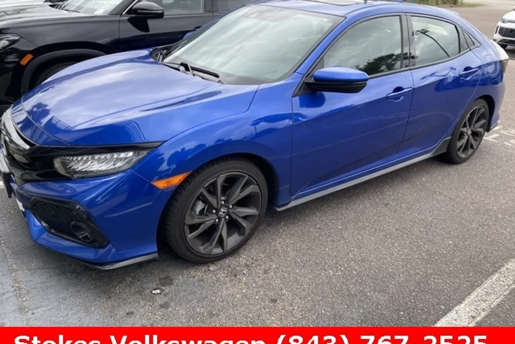 2017 Honda Civic Sport Touring Hatchback photo 1