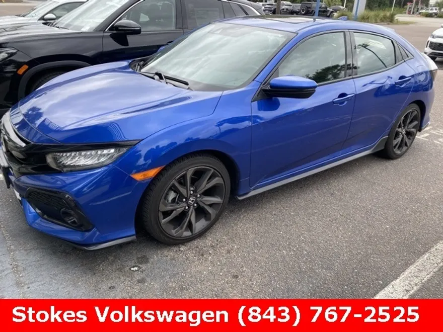 2017 Honda Civic Sport Touring Hatchback photo 1