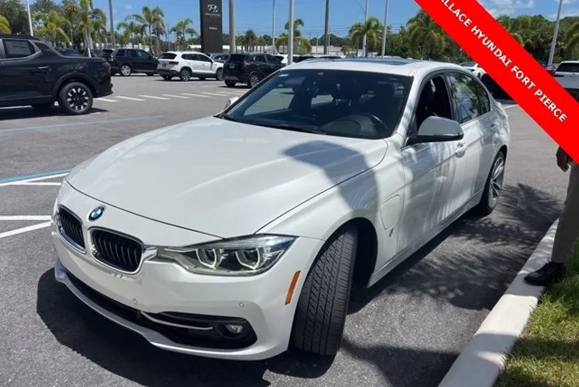 2017 Bmw 330e 3-Series photo 1