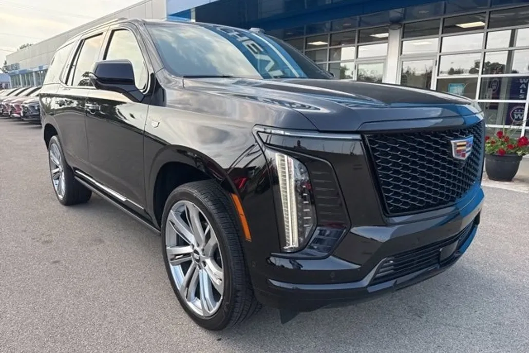 2025 Cadillac Escalade Sport photo 1