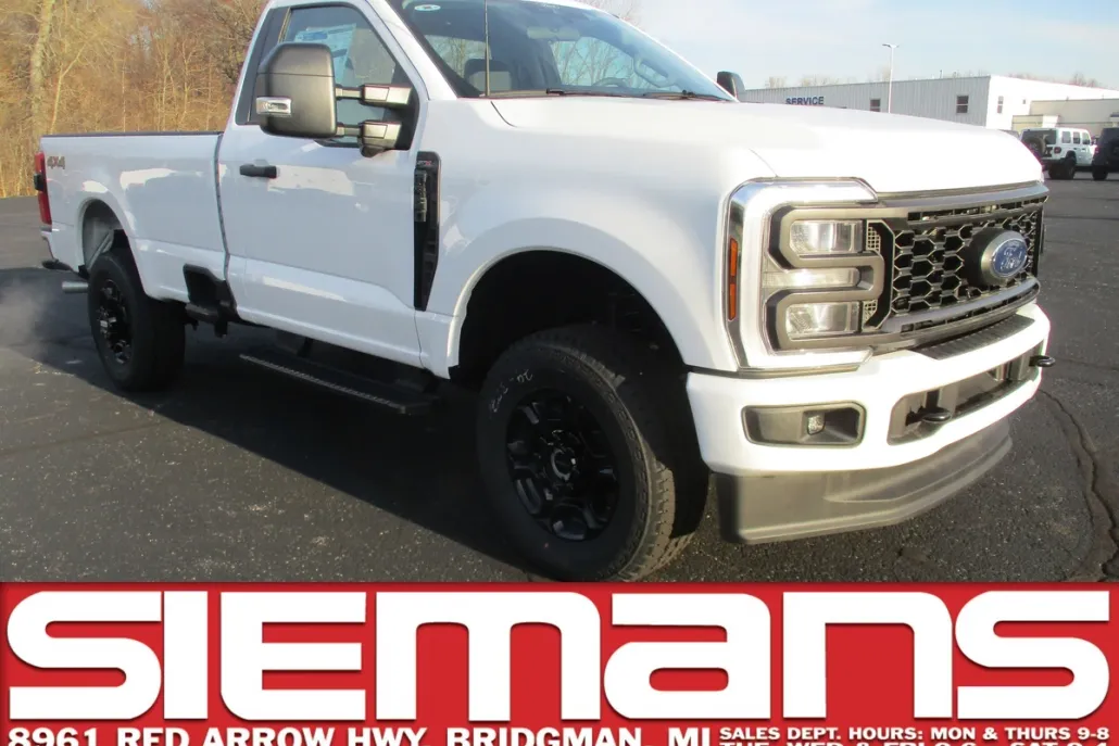 2025 Ford F-350 XL photo 1
