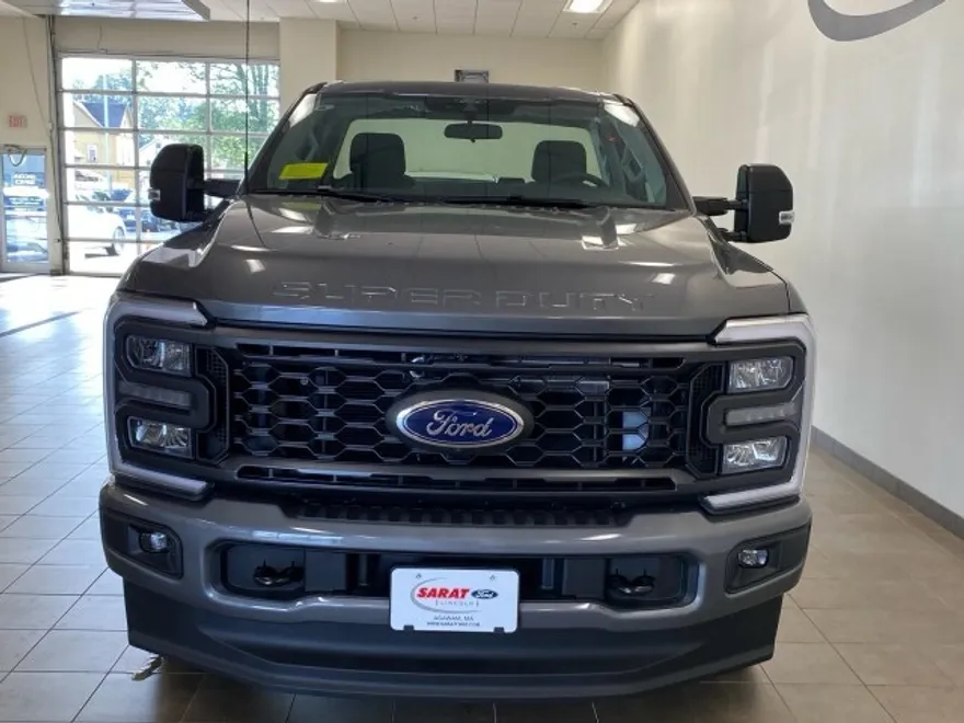 2025 Ford F-350 XL photo 1