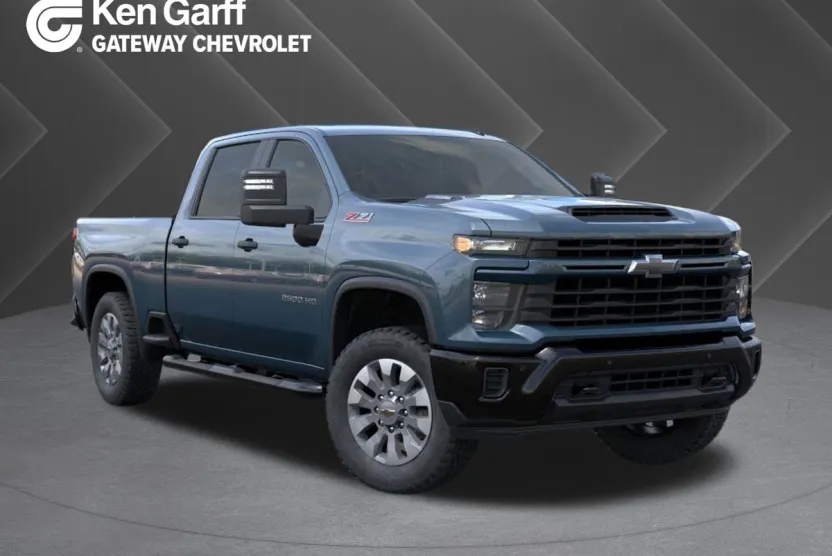 2025 Chevrolet Silverado 2500HD Custom photo 1