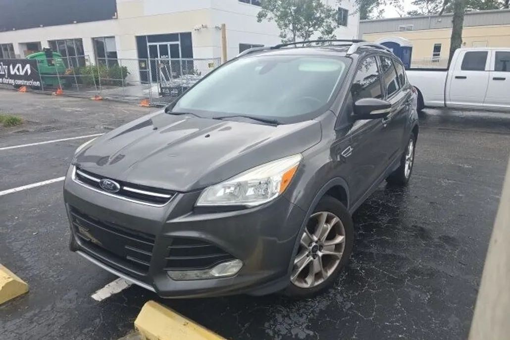 2016 Ford Escape Titanium photo 1