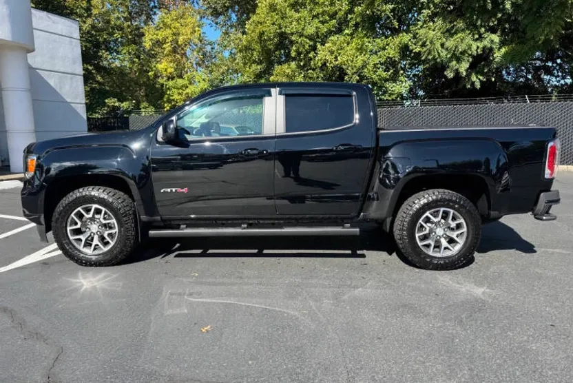 2022 Gmc Canyon AT4 photo 1