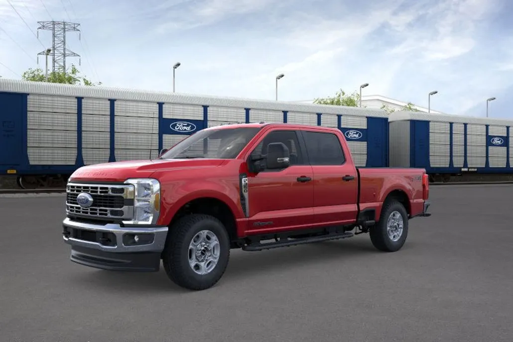 2026 Ford F-350 XLT photo 1