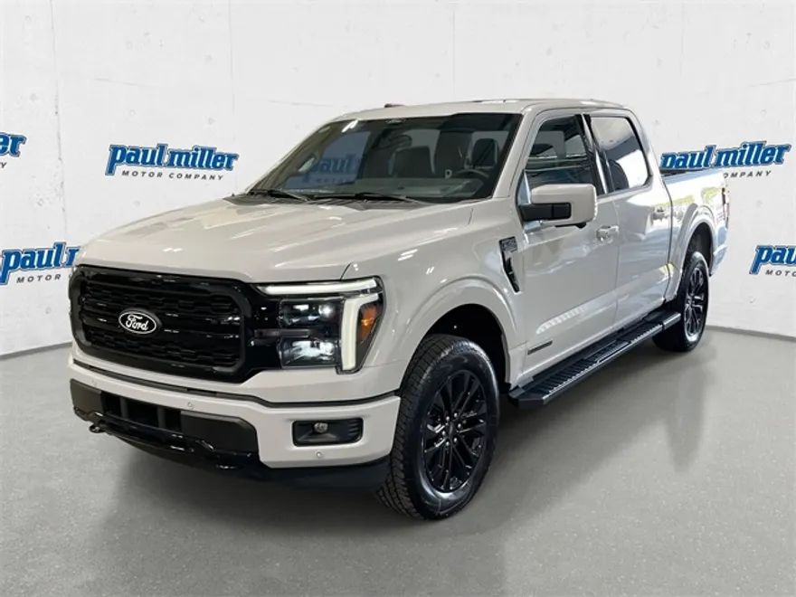 2025 Ford F-150 Lariat photo 1