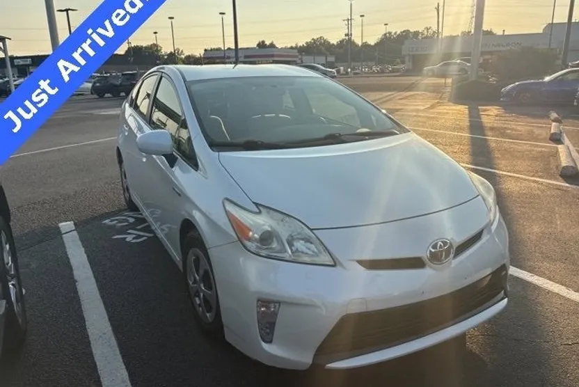2012 Toyota Prius Two photo 1