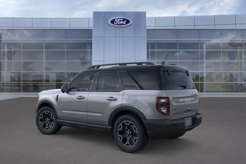 2025 Ford Bronco Sport Outer Banks photo 1