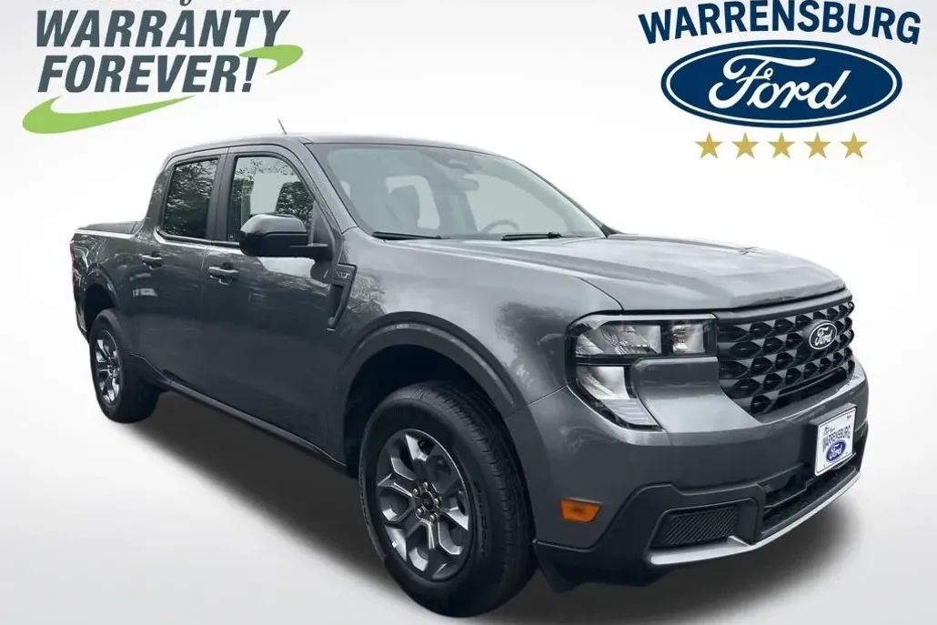 2025 Ford Maverick XLT photo 1