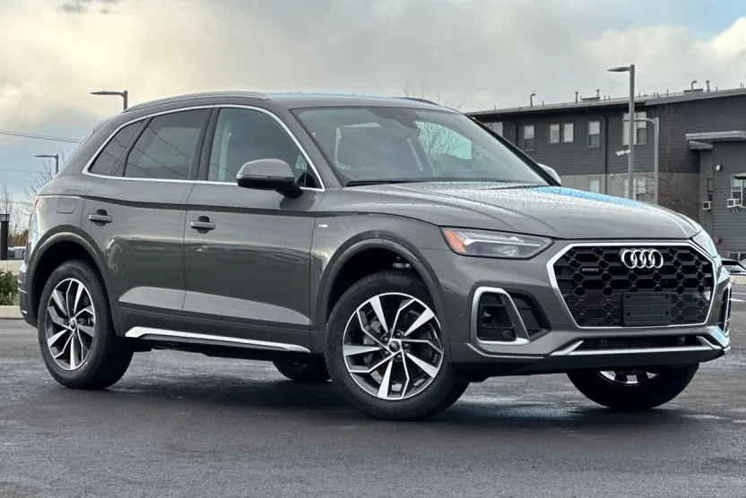 2025 Audi Q5 45 S line Premium photo 1