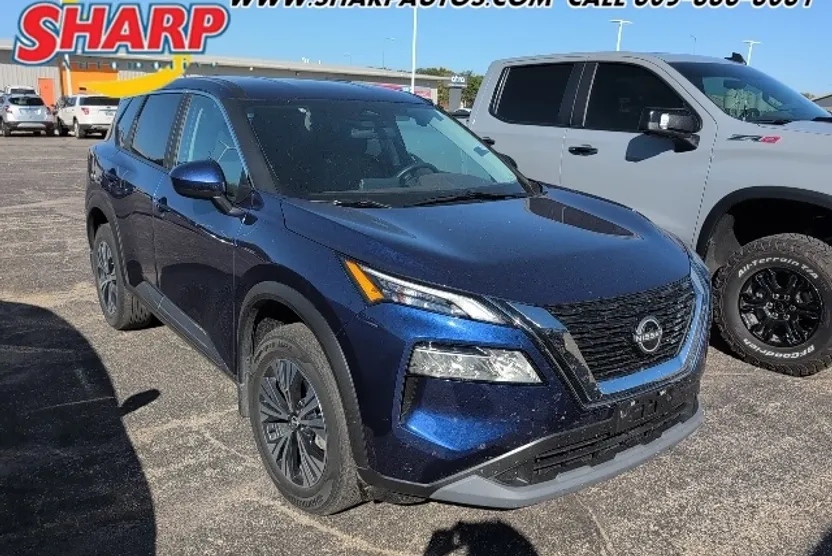 2023 Nissan Rogue SV photo 1
