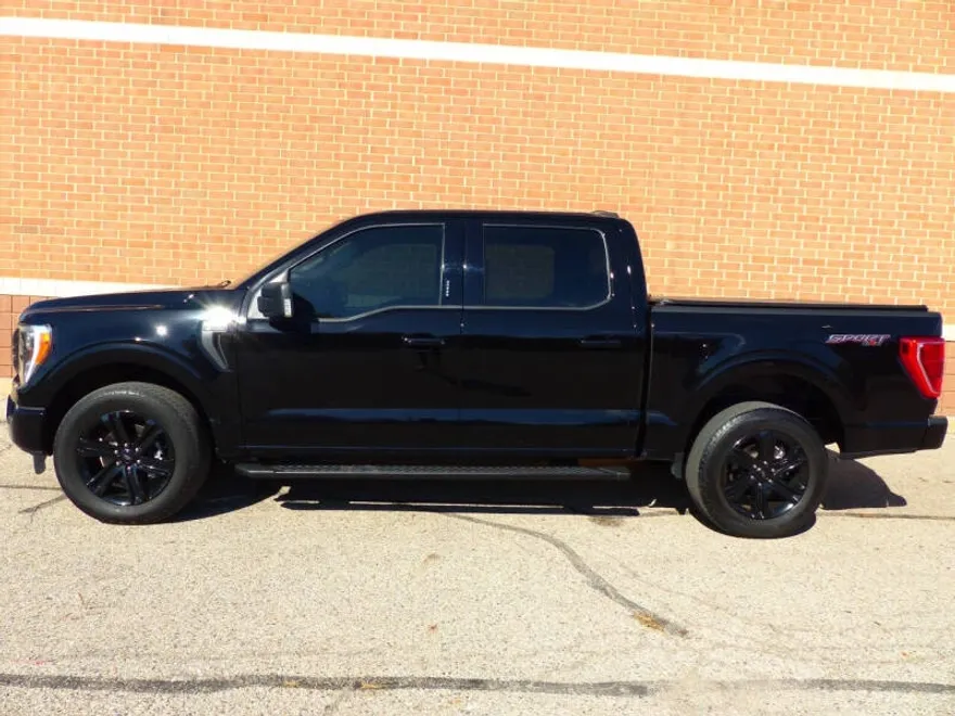 2022 Ford F-150 XLT photo 1