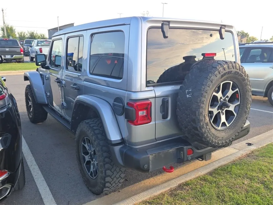 2021 Jeep Wrangler Unlimited Rubicon photo 1