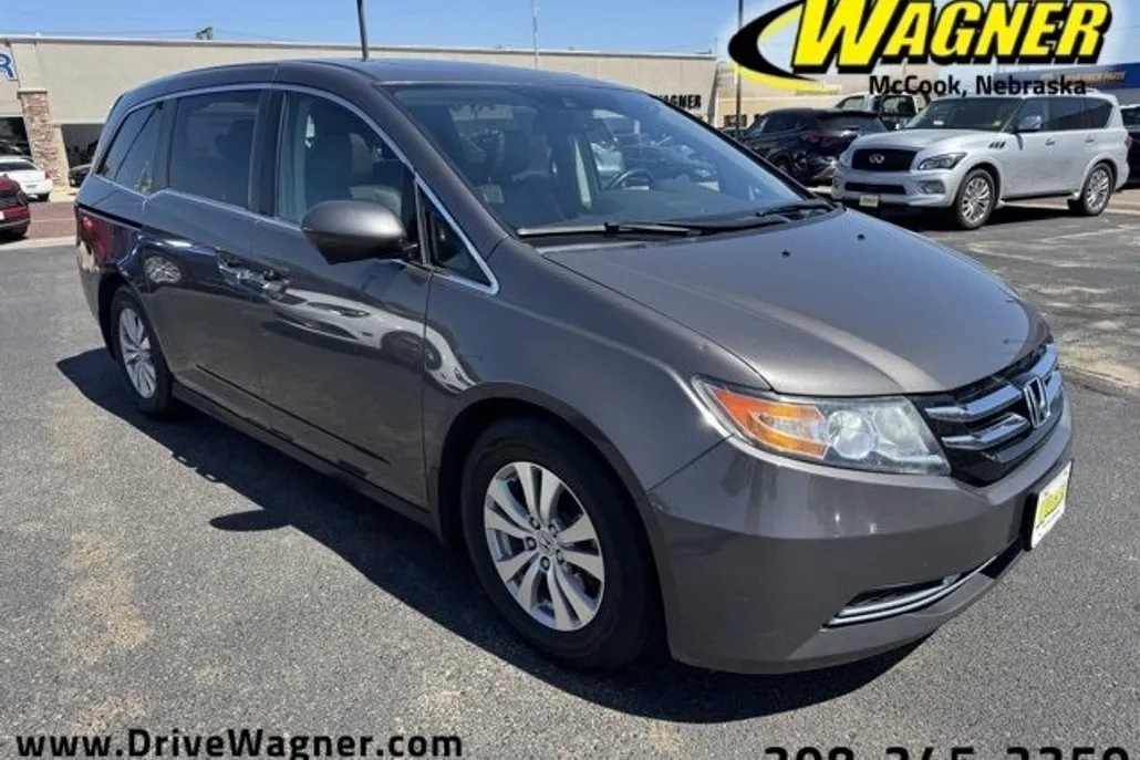 2016 Honda Odyssey EX-L photo 1