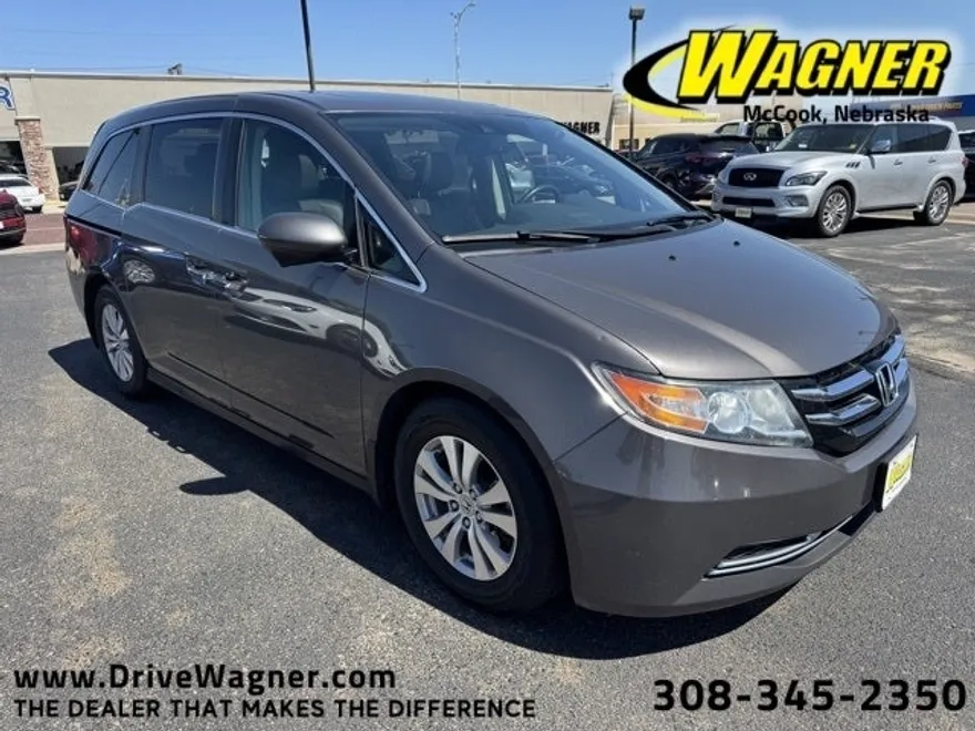 2016 Honda Odyssey EX-L photo 1
