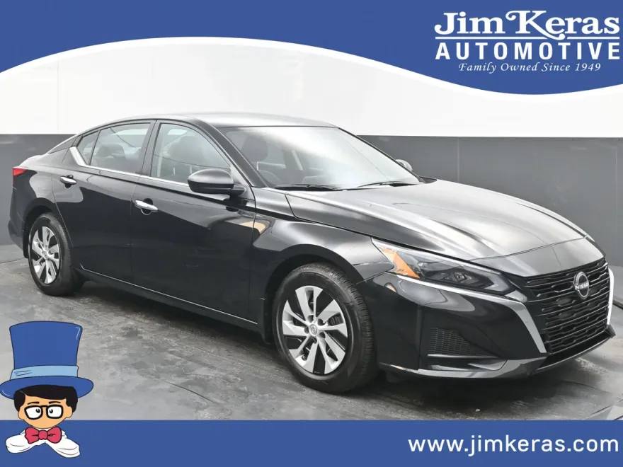 2025 Nissan Altima S photo 1