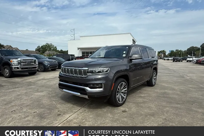 2022 Jeep Grand Wagoneer III photo 1