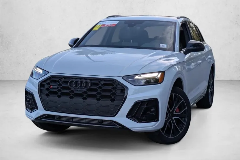 2025 Audi SQ5 Premium Plus photo 1