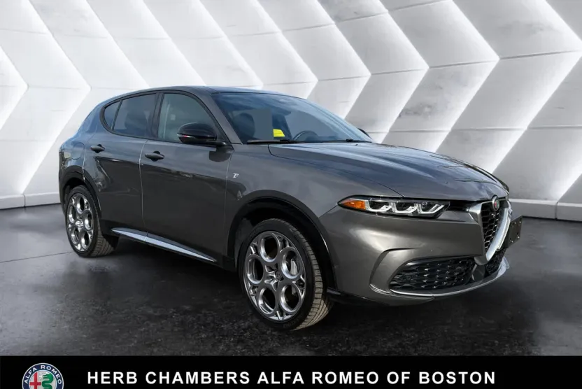 2024 Alfa Romeo Tonale Ti photo 1
