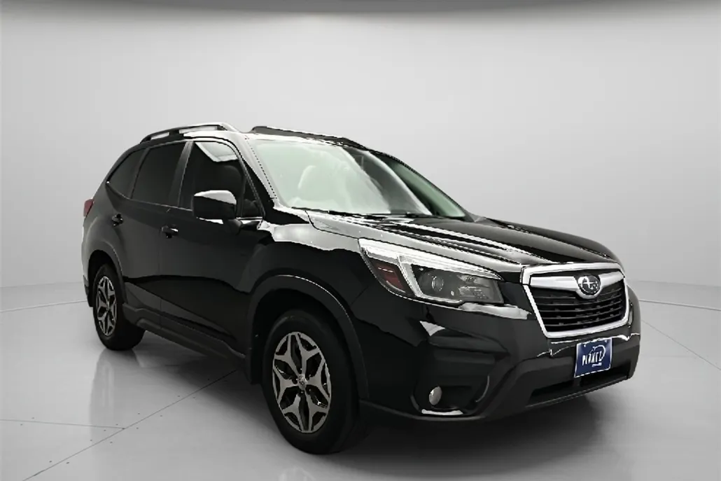 2021 Subaru Forester Premium photo 1