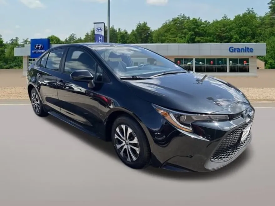 2022 Toyota Corolla Hybrid LE photo 1