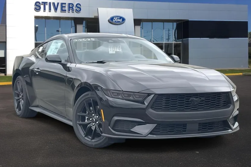 2025 Ford Mustang EcoBoost photo 1