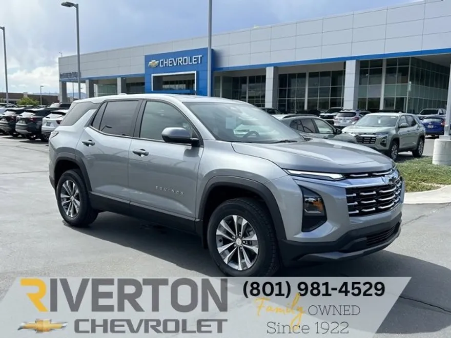 2026 Chevrolet Equinox LT photo 1