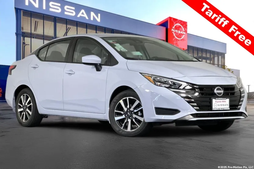 2025 Nissan Versa 1.6 SV photo 1