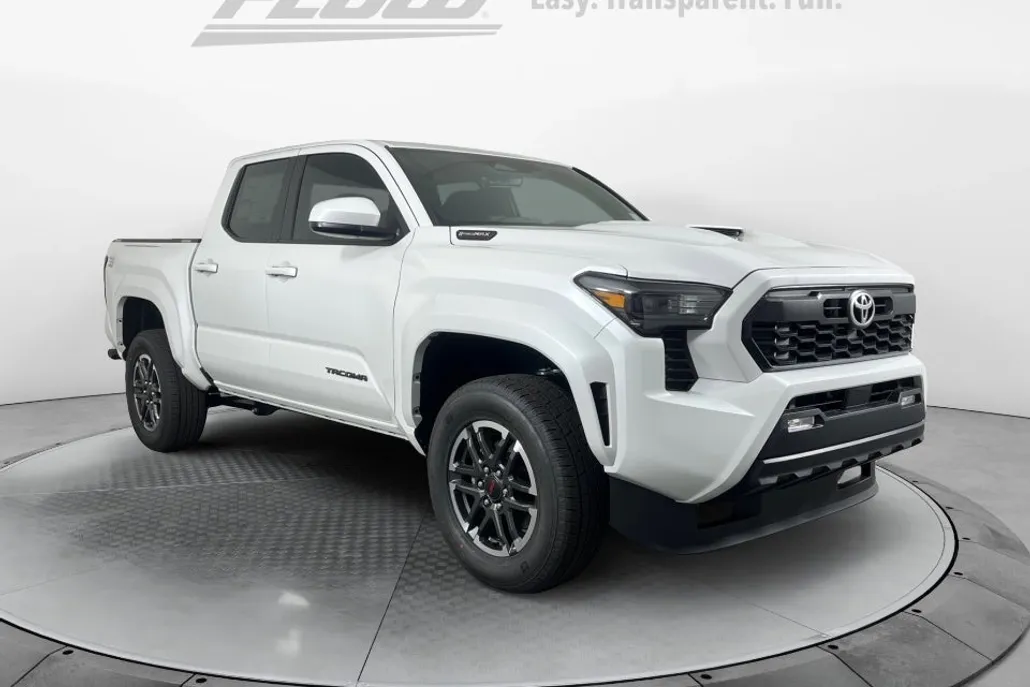 2025 Toyota Tacoma 4x4 TRD Sport photo 1