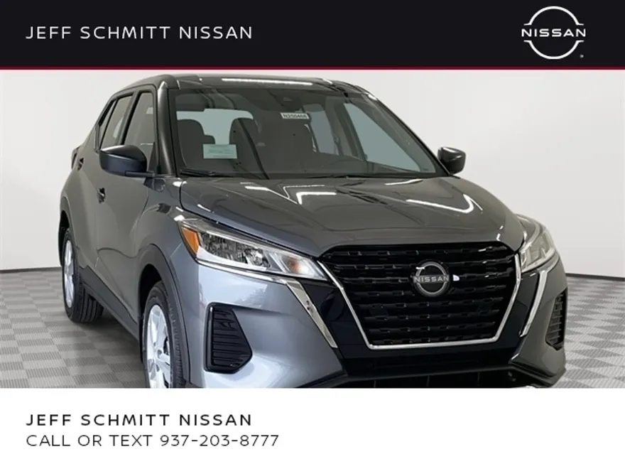 2025 Nissan Kicks Play S photo 1