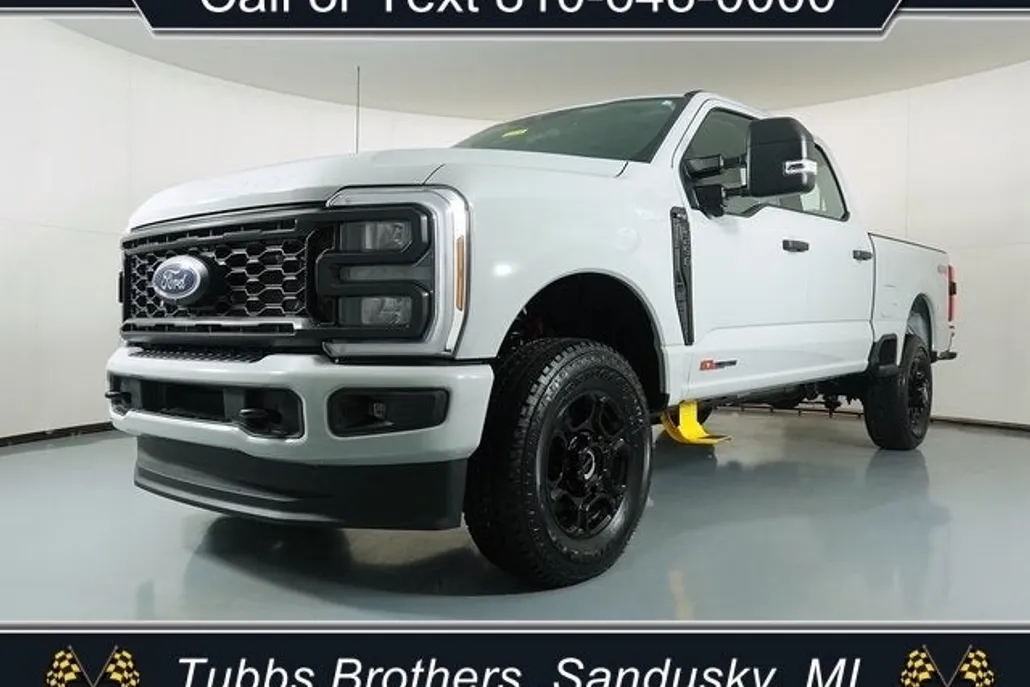 2025 Ford F-250 photo 1