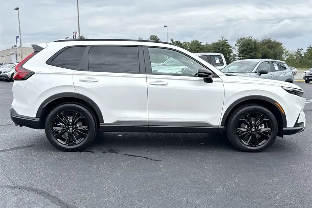 2026 Honda CR-V Hybrid Sport Touring photo 1