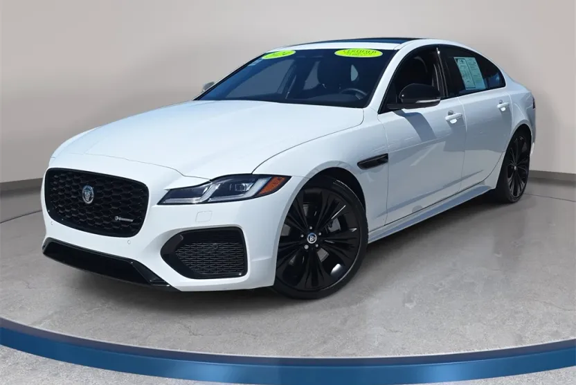 2024 Jaguar XF P300 R-Dynamic SE photo 1
