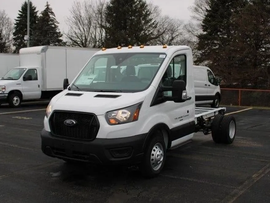 2023 Ford Transit Chassis photo 1