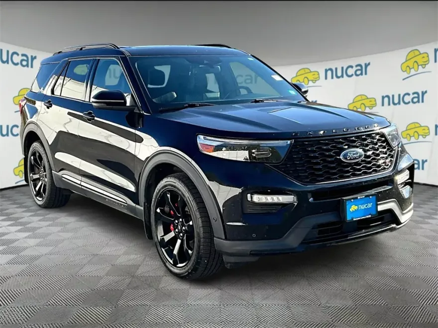 2020 Ford Explorer ST photo 1