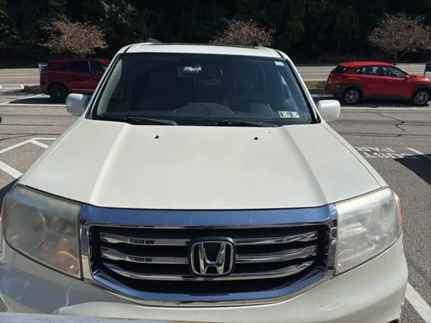 2014 Honda Pilot Touring photo 1