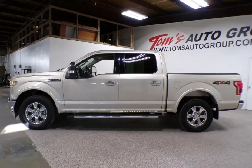 2017 Ford F-150 Lariat photo 1