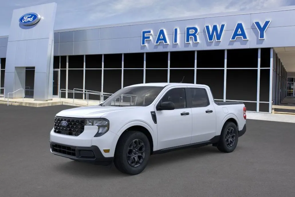 2025 Ford Maverick XLT photo 1