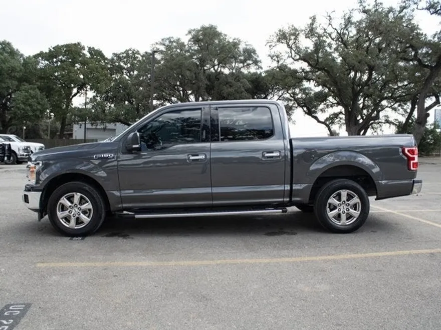2019 Ford F-150 XLT photo 1